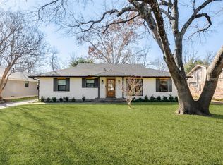 10218 Vinemont St, Dallas, TX 75218