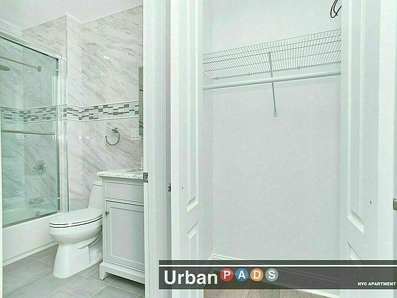 4th image of 934 President St #D2