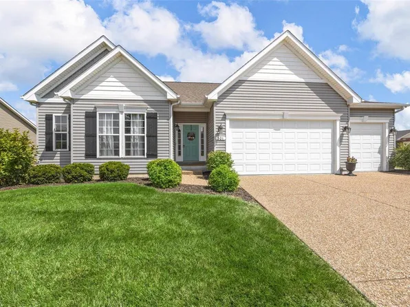 301 Edgefield Ct, Wentzville, MO 63385