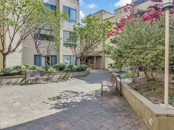 545 Pierce St APT 2113, Albany, CA 94706
