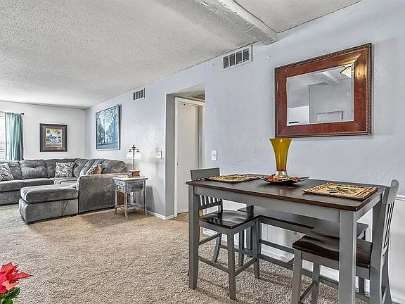 4th image of 11307 N May Ave APT A