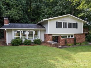 15 Belleview Rd, Waynesville, NC 28786