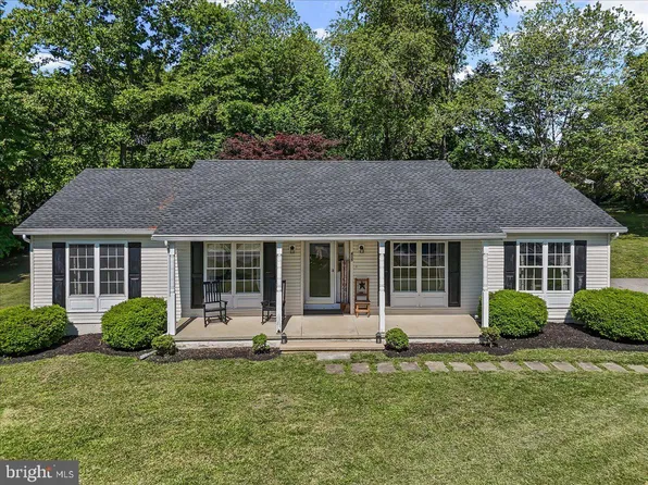 415 Frog Hollow Rd, Oxford, PA 19363