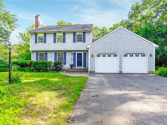 5th image of 41 Bay Farm Dr