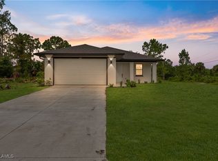 2701 53rd St W, Lehigh Acres, FL 33971