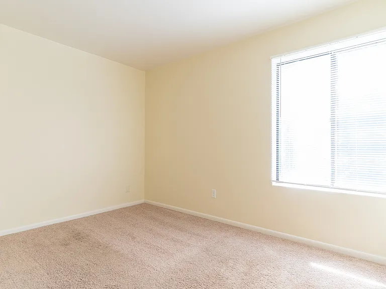 4353 Heritage Dr — Photo 5