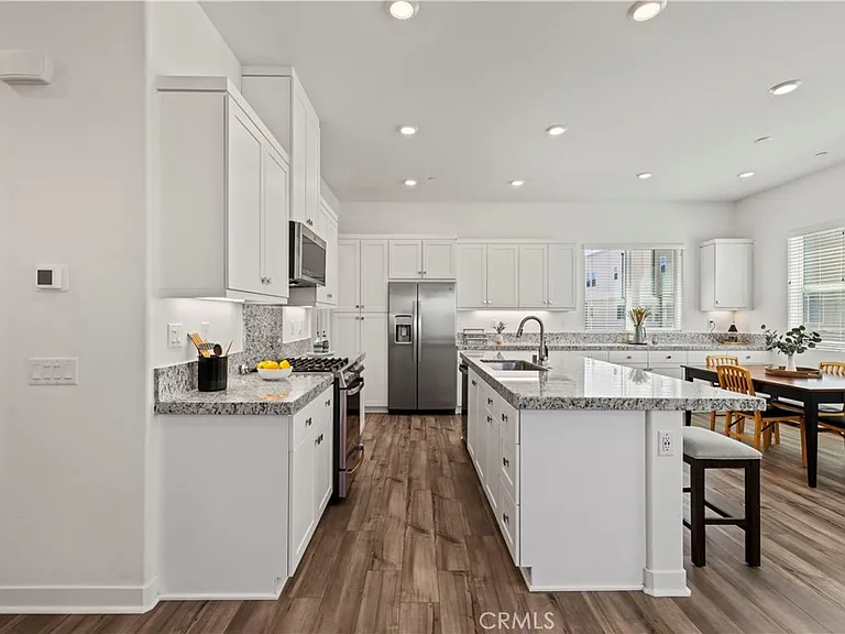 27005 Hummingbird Ln — Photo 24