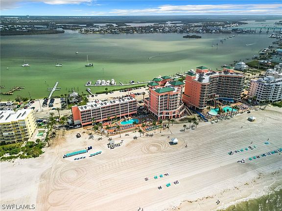 4th image of 140 Estero Blvd #2410
