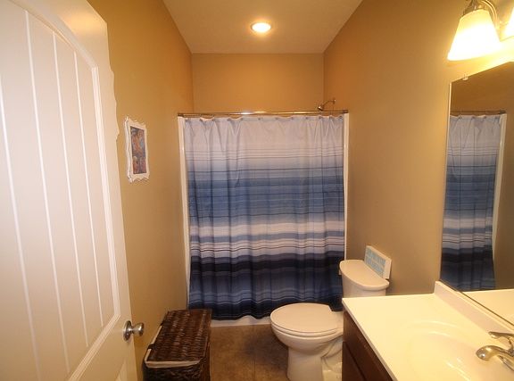4th image of 100 Souders Ln