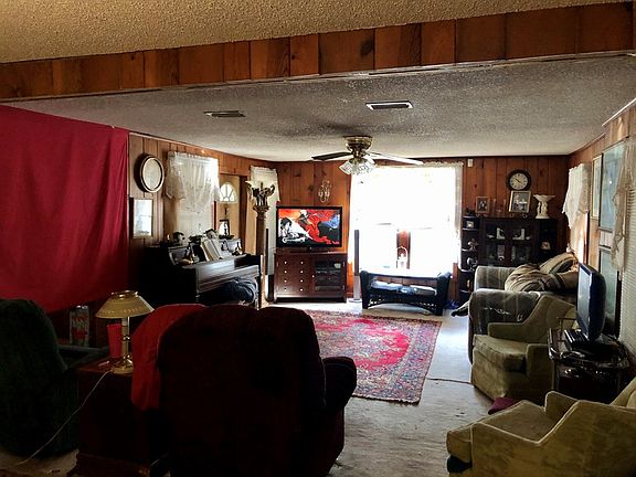 3rd image of 308 N McKinley St