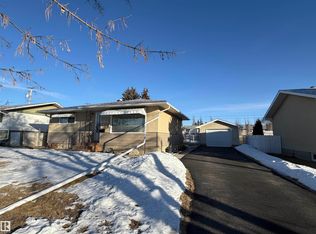 5514 43rd Ave, Wetaskiwin, AB T9A0C3