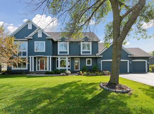 2165 Longacres Dr, Chanhassen, MN 55317