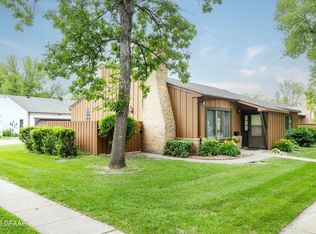 4650 Belmont Rd, Grand Forks, ND 58201