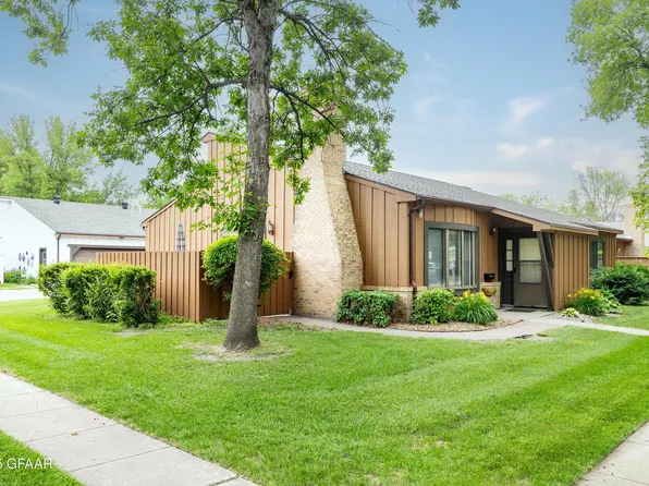 4650 Belmont Rd, Grand Forks, ND 58201