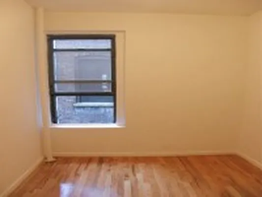 Rented by DSA Realty | media 37