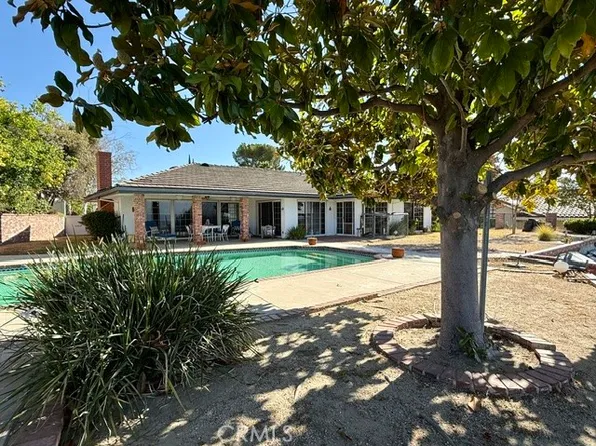16840 Nanette St, Granada Hills, CA 91344