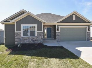330 Fairview Cir, Platte City, MO 64079