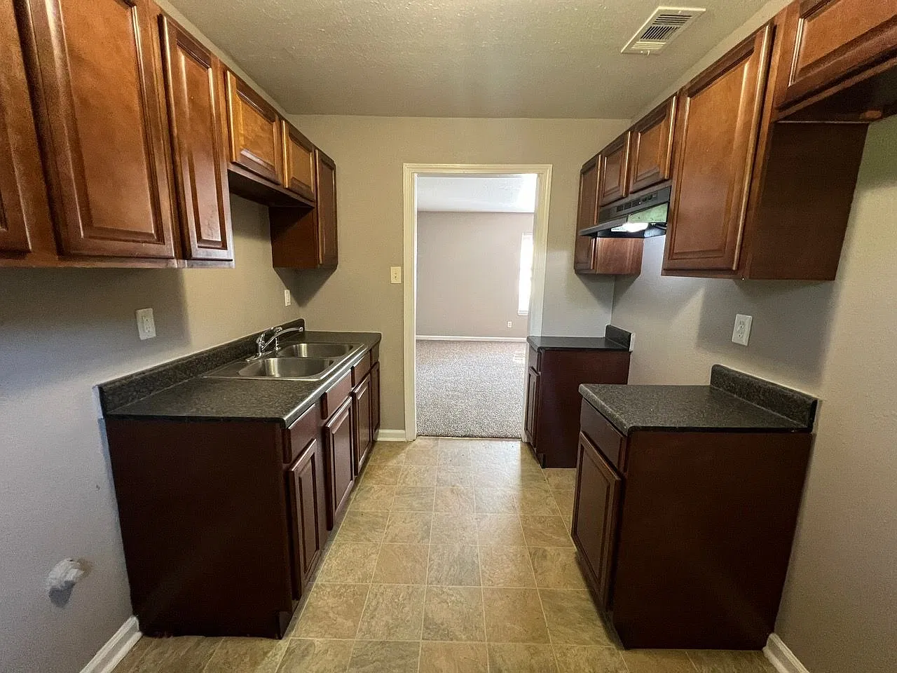 3322 Old Horn Lake Rd — Photo 3
