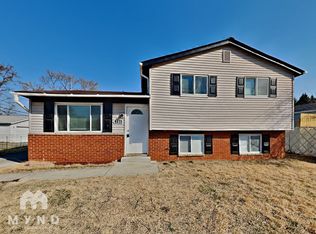 4936 Refugee Rd, Columbus, OH 43232