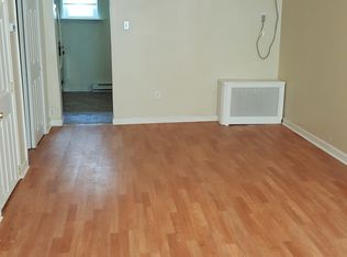 2443 S Darien St, Philadelphia, PA 19148