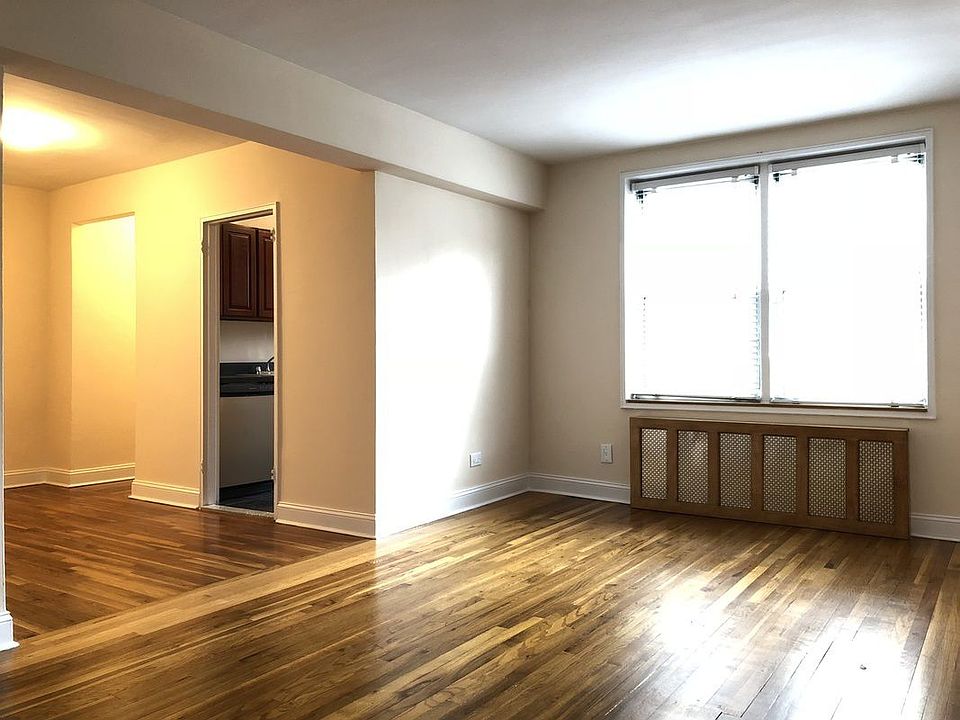 1st image of 11016 72nd Ave APT 702