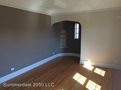 3rd image of 2050 W Summerdale Ave #1-A