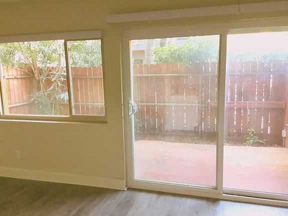 5th image of 17938 Burbank Blvd #110