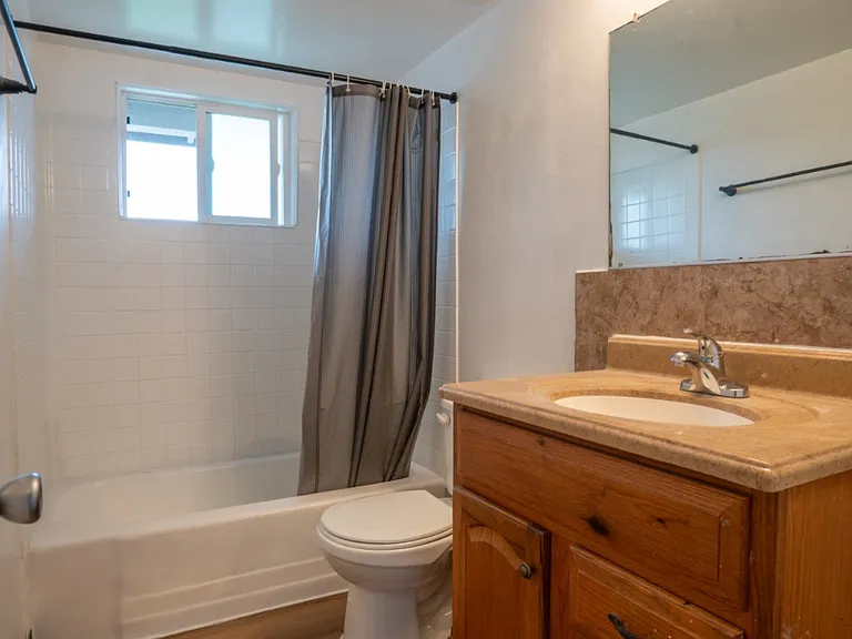 1125 N Mayfair Ave #7 — Photo 6
