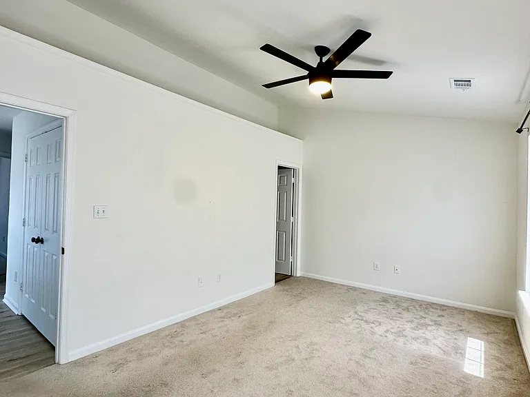 9242 Jessica Dr — Photo 23