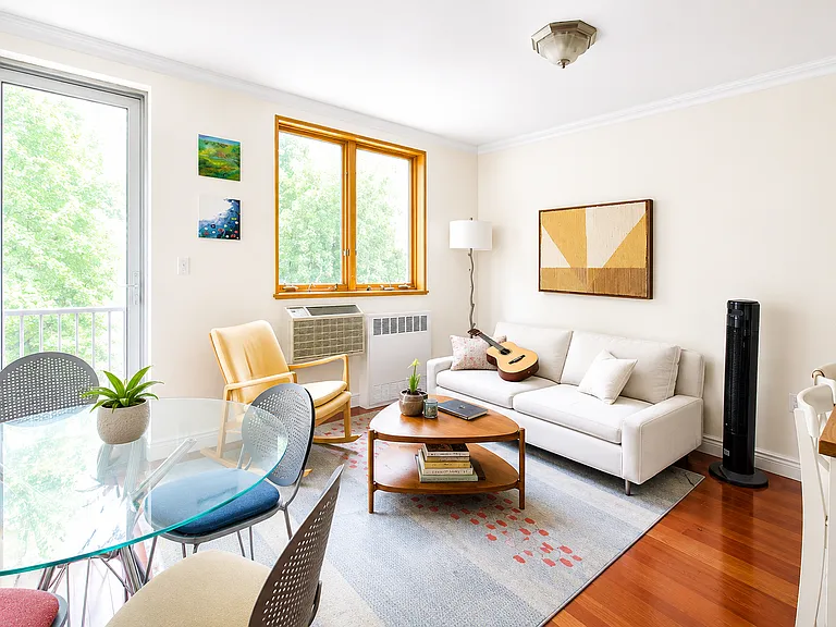 420 E 11th St #3-B — Photo 7
