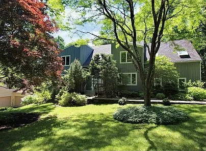 9 Jason Ln photo 1