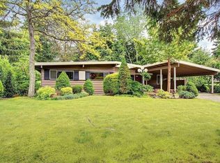 160 160th Pl SE, Bellevue, WA 98008