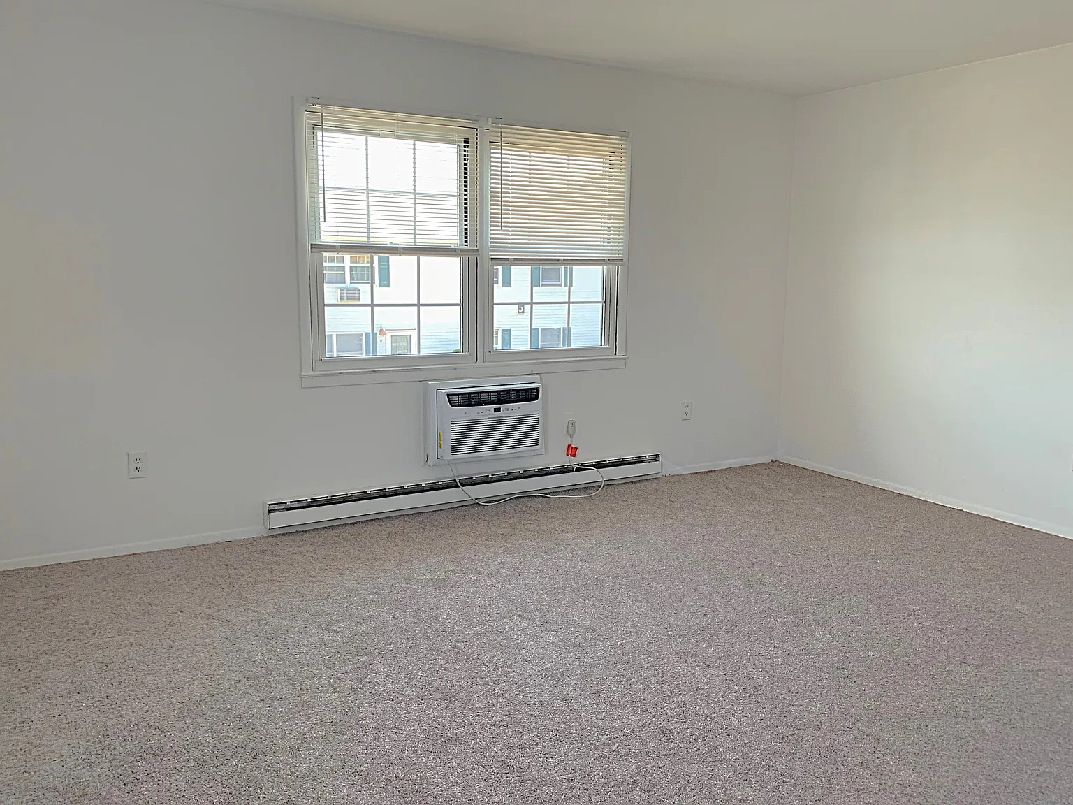 2 bed, $2,295 — Photo 4