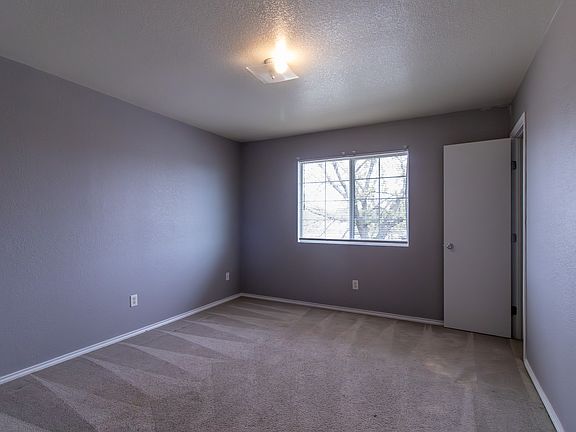 4th image of 4010A Pilgram Dr