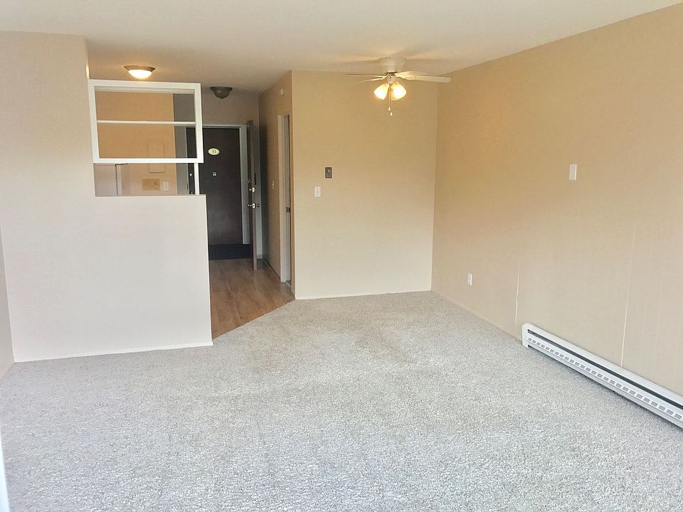1st image of 6805 & 6811 Woodlawn Ave NE #1-110-32
