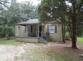 404 Sanborn St, Aberdeen, NC 28315