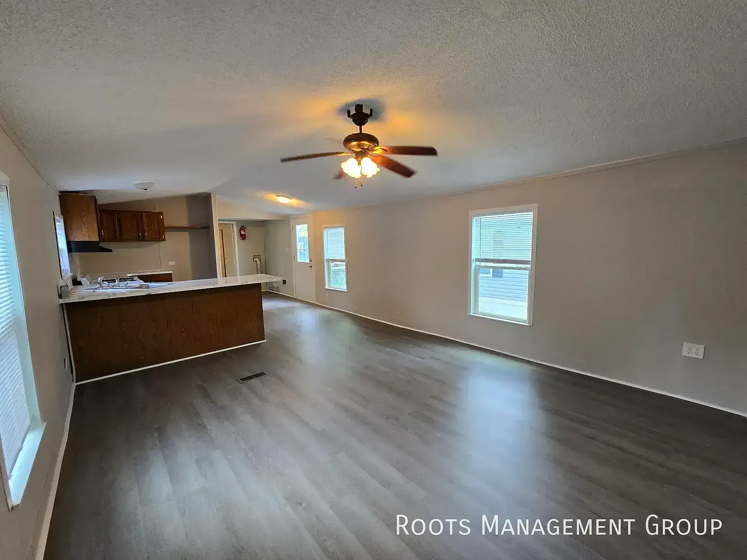 3 Bed 2 Bath Home Available for Lease at Royal Highlander - Apply Now! — Photo 3