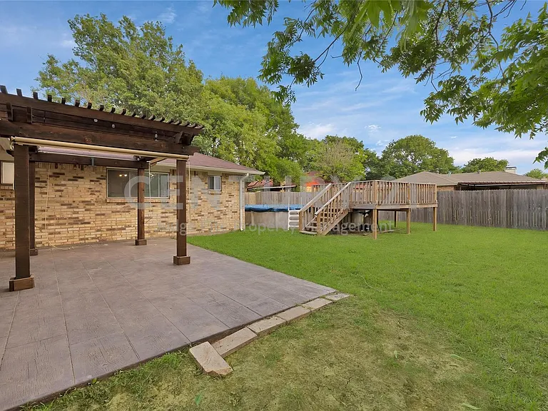 7357 Channel View Dr — Photo 35