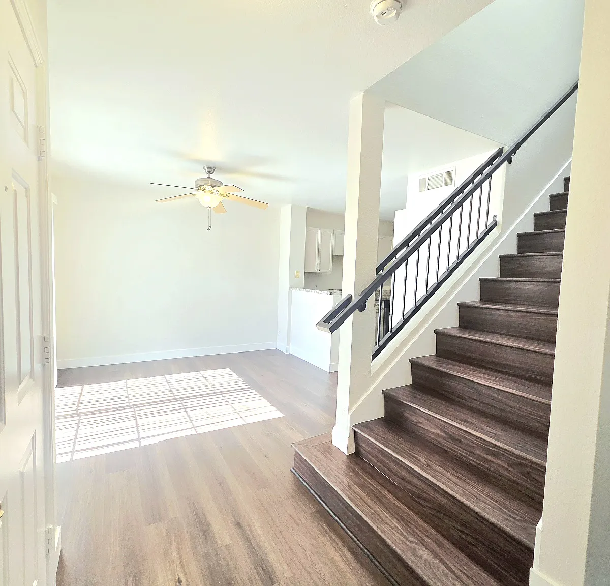 7604 Connemara Ave — Photo 4