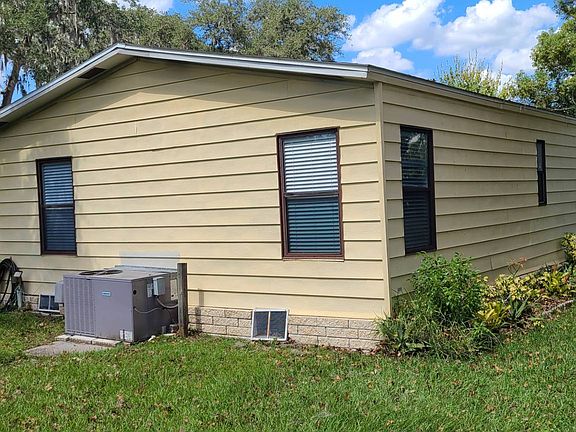 5th image of 10910 Whispering Oaks Cir
