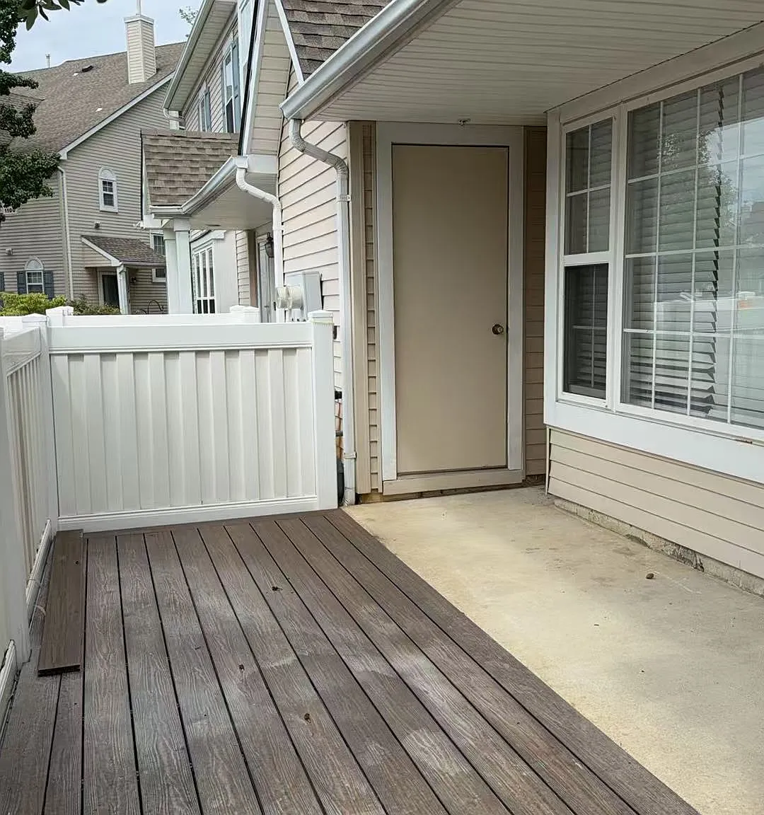3 bed, 2.5 bath, 1693 sqft, $2,900 — Photo 2