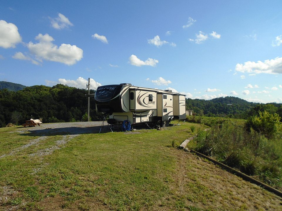1st image of 2331 Lachula Ln