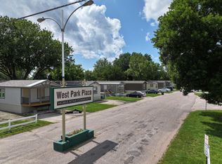 West Park Plaza, Grand Island, NE 68803