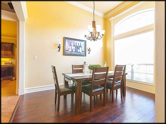5th image of 16459 Kingston Ct