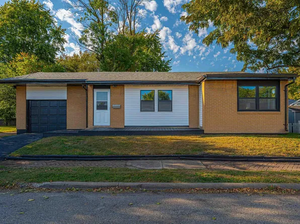 221 N Sherman St, Lincoln, IL 62656