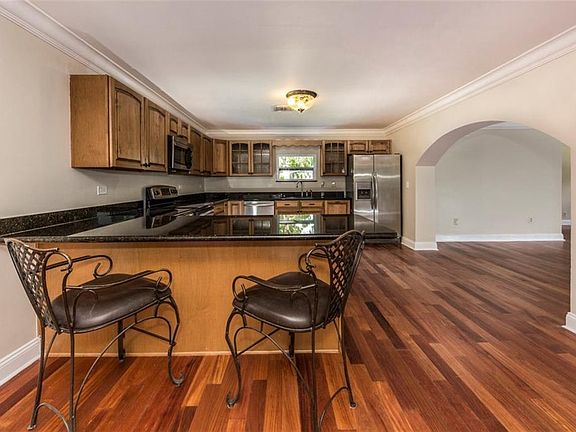 5th image of 1116 SW All American Blvd