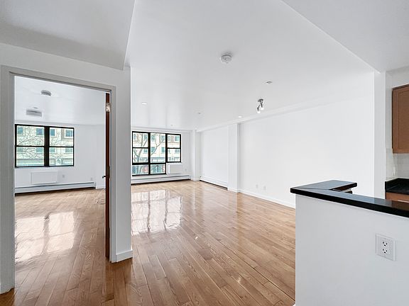 4th image of 1405 5th Ave APT 2C