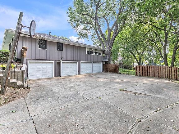5th image of 7001 N Highland Ave