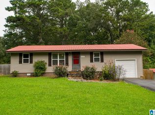 5182 Morris St, Hokes Bluff, AL 35903