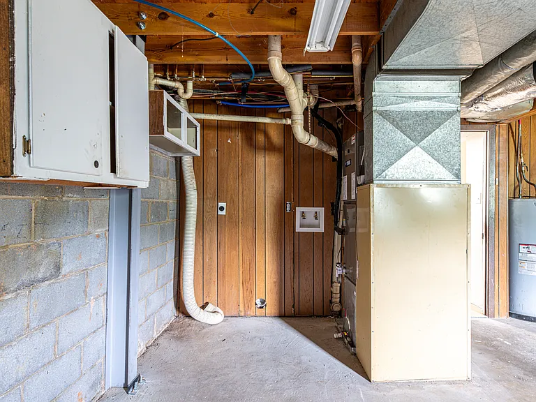 307 McMaster Pl — Photo 31
